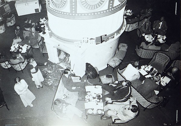 1982101606.jpg