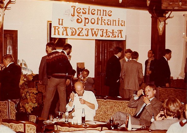1986092705.jpg
