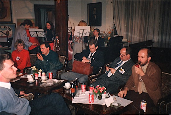 1993100202.jpg